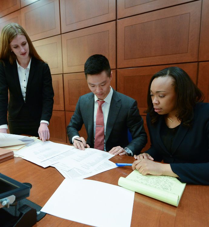 Students studying at Chicago-Kent